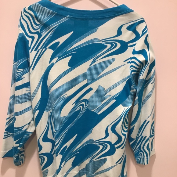 Turquoise and white jacket - Picture 5 of 5